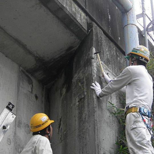 コンクリート構造物などの断面修復、はく落修繕